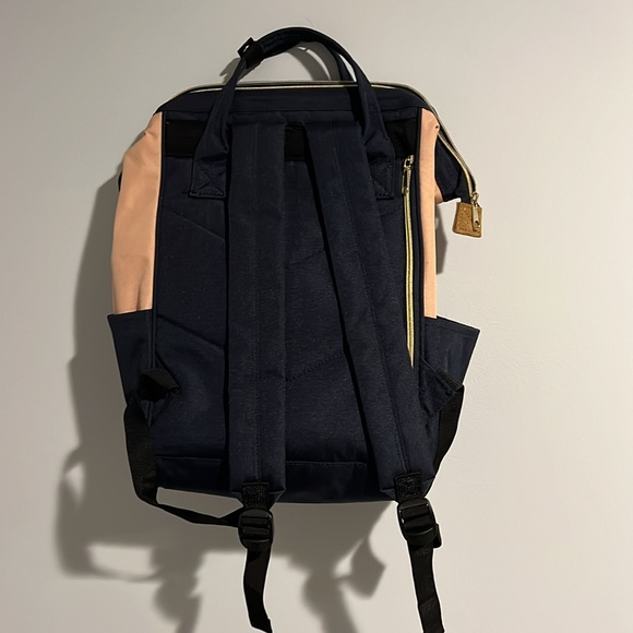 HiMari two tone backpack - Picture 2 of 3
